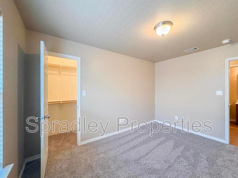 Temple Condo: 124A Andy Ln