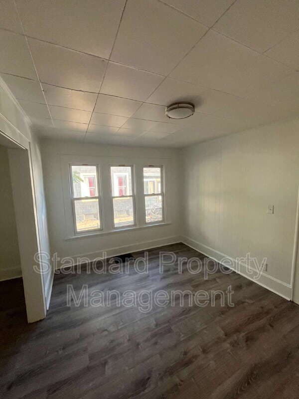 Rochester Condo: 294 Carter St (Apt 2)