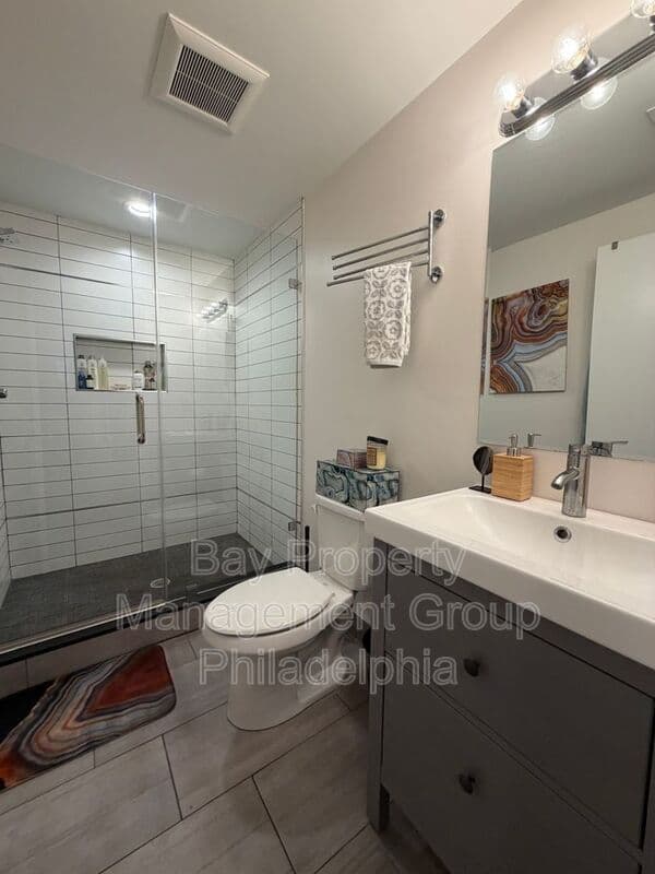 Philadelphia House: 1546 S Lambert St