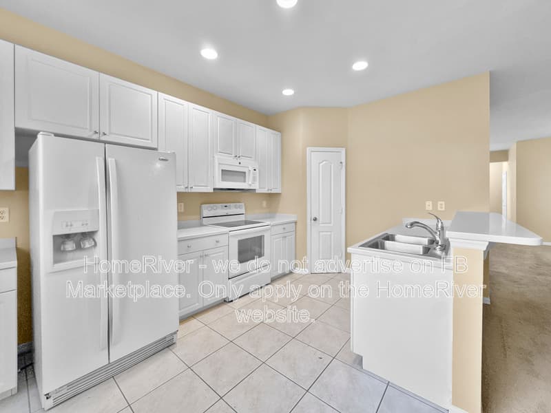 Estero Townhome: 20720 Brassy Pine Way