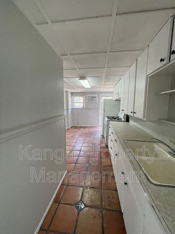 West Palm Beach Condo: 736 Omar Road