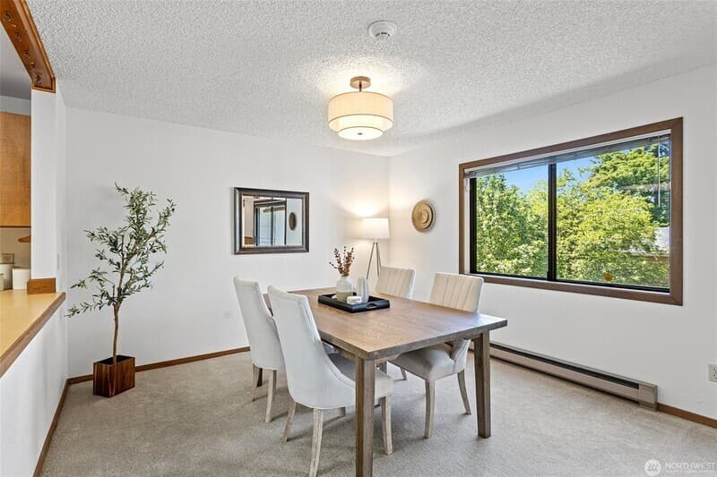 Bellevue Townhome: 12840 SE 40th Ct