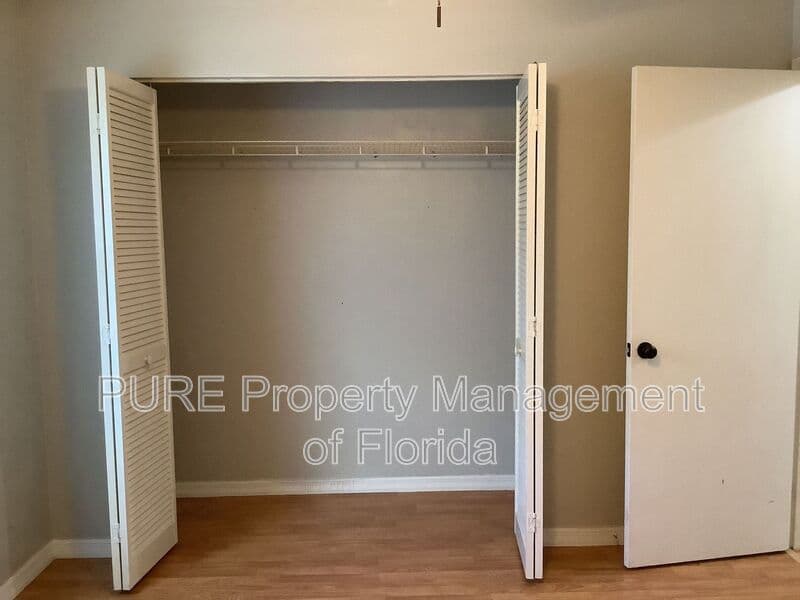 Ocala House: 16 Almond Terrace