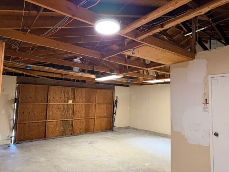 National City Condo: 1609 Grove Street Unit B