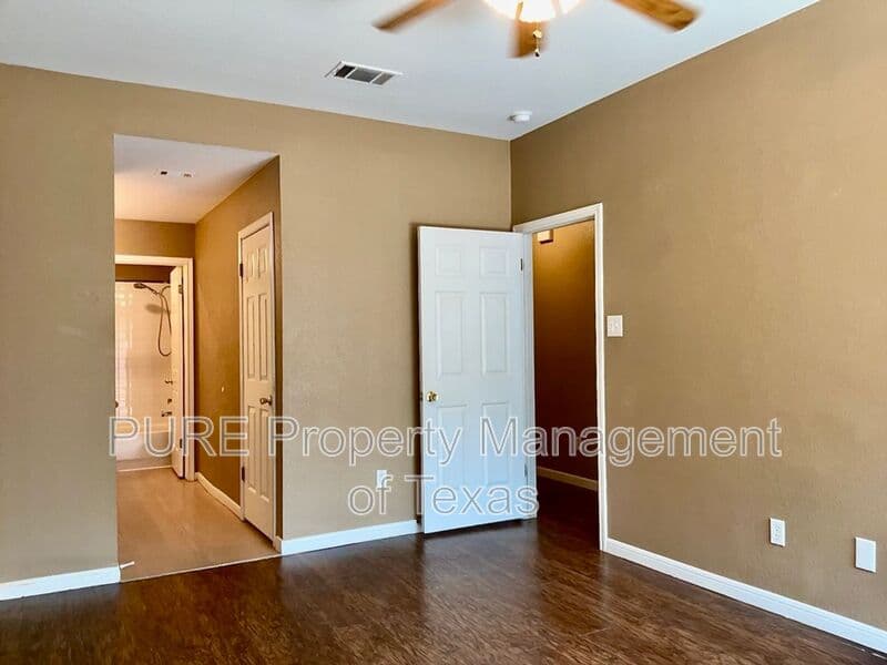 Austin Condo: 8605 Talyne Chaise Circle