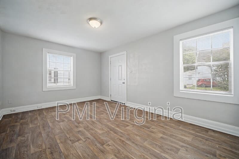 Portsmouth Condo: 16 Connor Pl