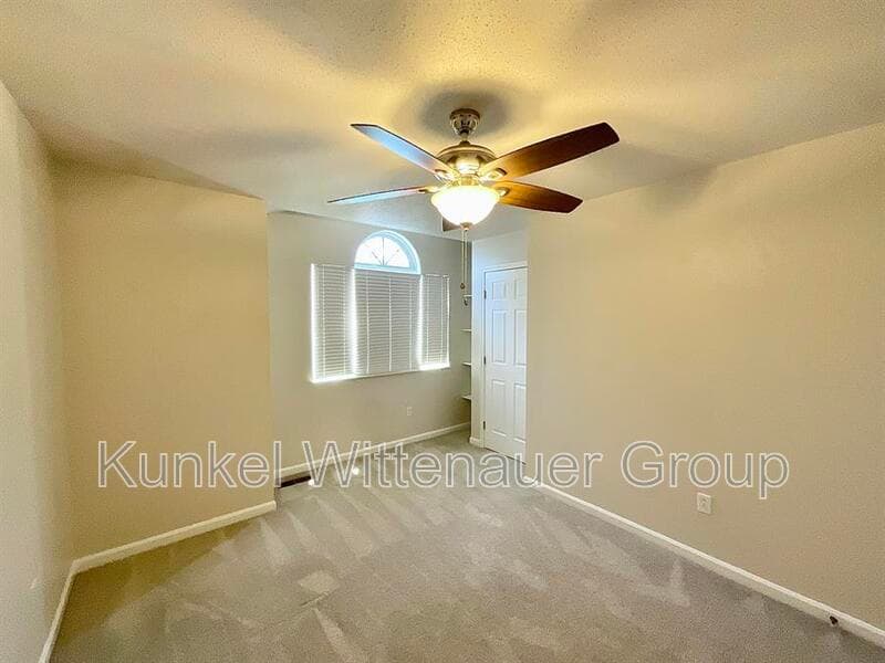 O'Fallon House: 150 Knob Creek Lane