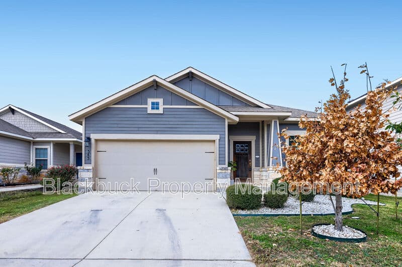 Leander House: 345 Ancellotta Way
