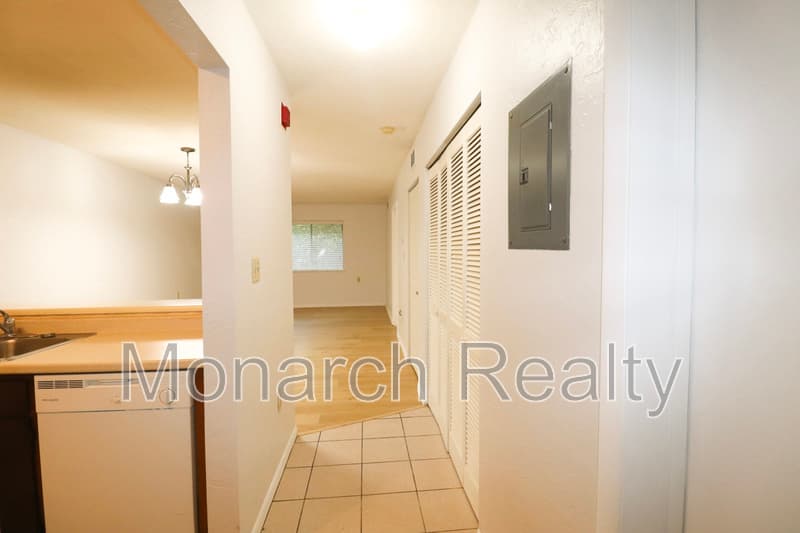 Gainesville Condo: 89 Southeast 16th Avenue - 101