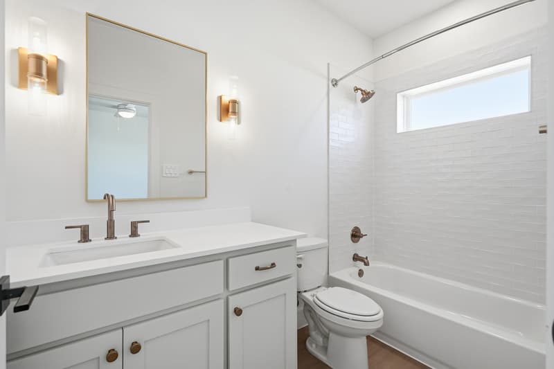 Fort Worth House: 2335 Benbrook Boulevard