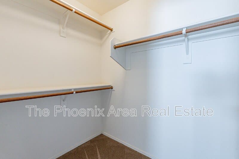 Chandler House: 6953 S Topaz Pl