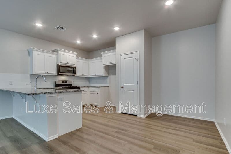 Bethany House: 3704 Franks Way