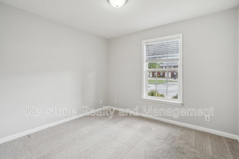 Clarksville Condo: 3301 Royster Lane