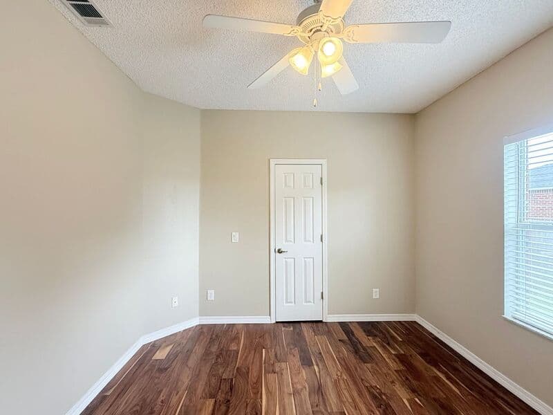 Pace House: 4607 Carmel Cir