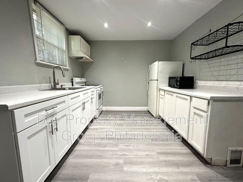 Philadelphia House: 1926 McClellan St