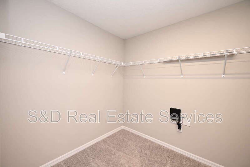 Lakeland House: 5511 Arlington River Drive