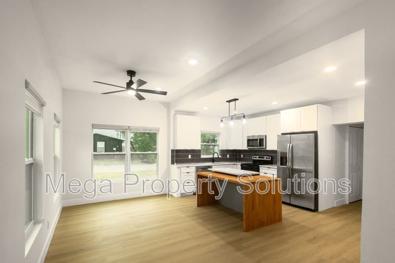 Tampa House: 910 East Osborne Avenue