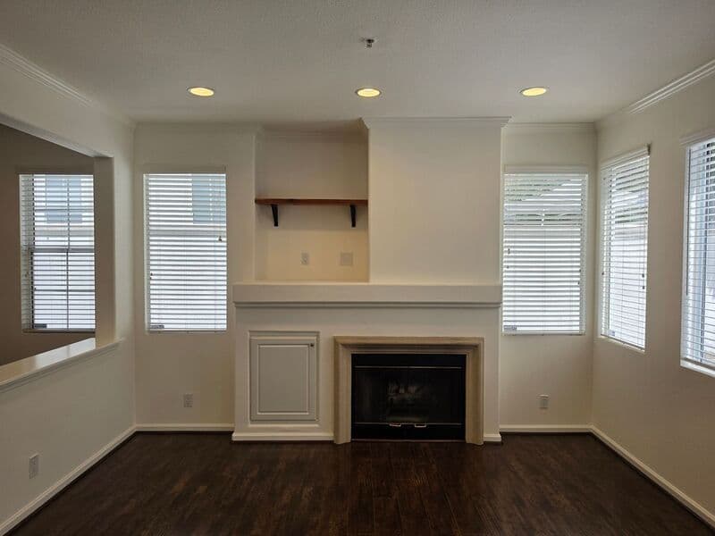 Rancho Santa Margarita House: 162 Seacountry Lane -