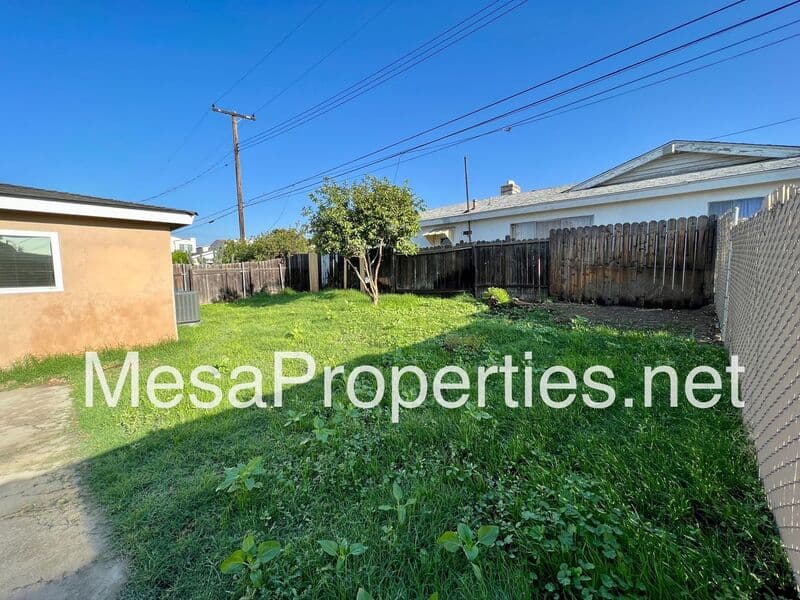 Montclair House: 5044 Highland St.