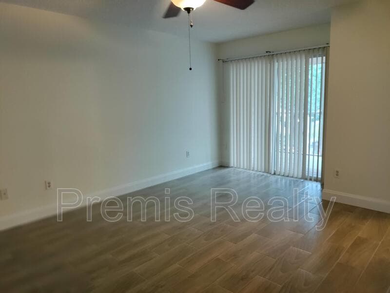 Largo Condo: 6980 Ulmerton Rd - 7D - 1
