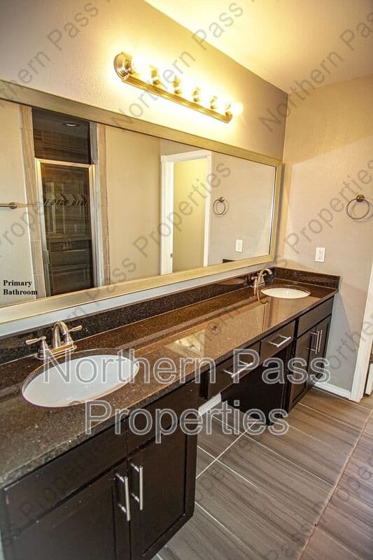 El Paso House: 14913 Tierra Isaiah