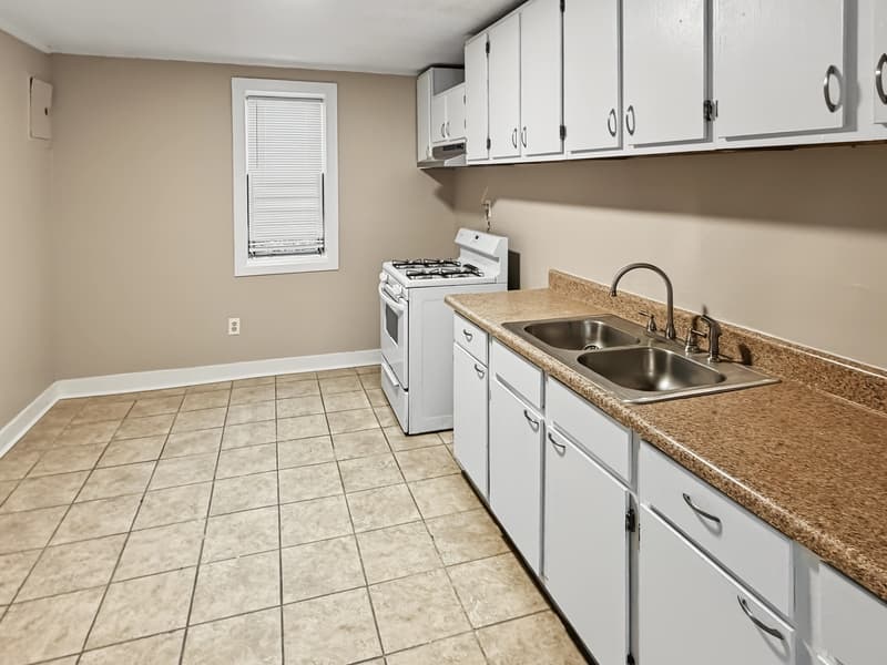 Memphis House: 2688 Enterprise Avenue
