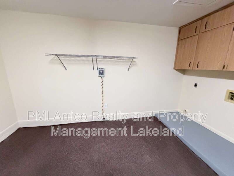 Lakeland Condo: 3213 Julia Court