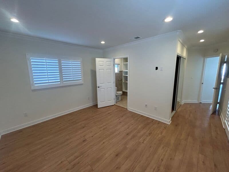 Pasadena House: 648 W Howard Street