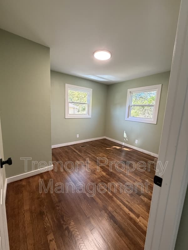 Chattanooga House: 5241 Lomnick Street