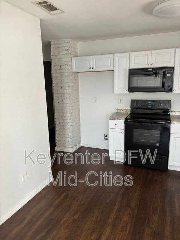 Fort Worth Condo: 2735 Purington Avenue