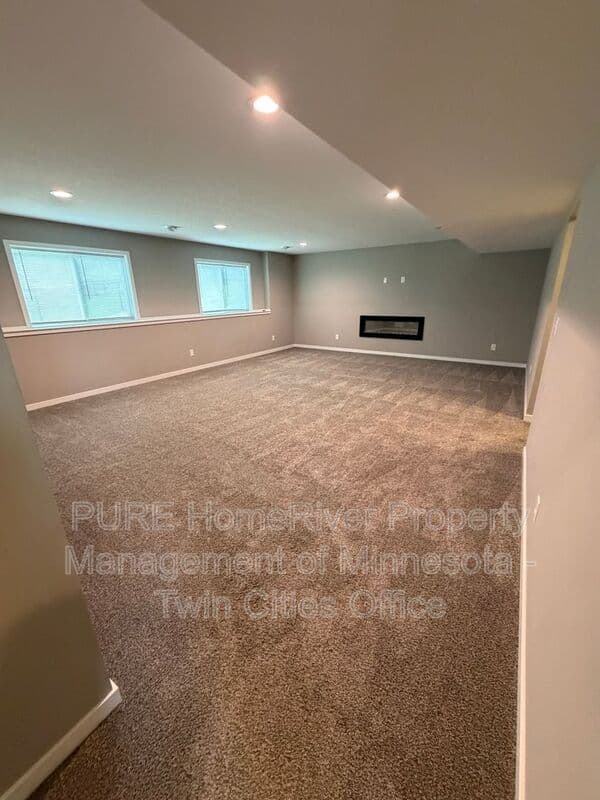 Rochester House: 3453 Ridgeline Dr SE