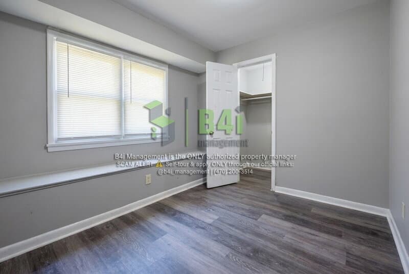 Atlanta House: 179 Ruzelle Drive Southeast