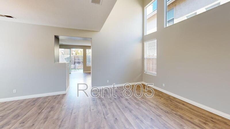 Camarillo House: 4437 Las Veredas Pl