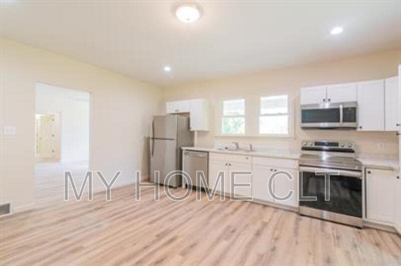 Shelby Condo: 506 East Marion Street - 2
