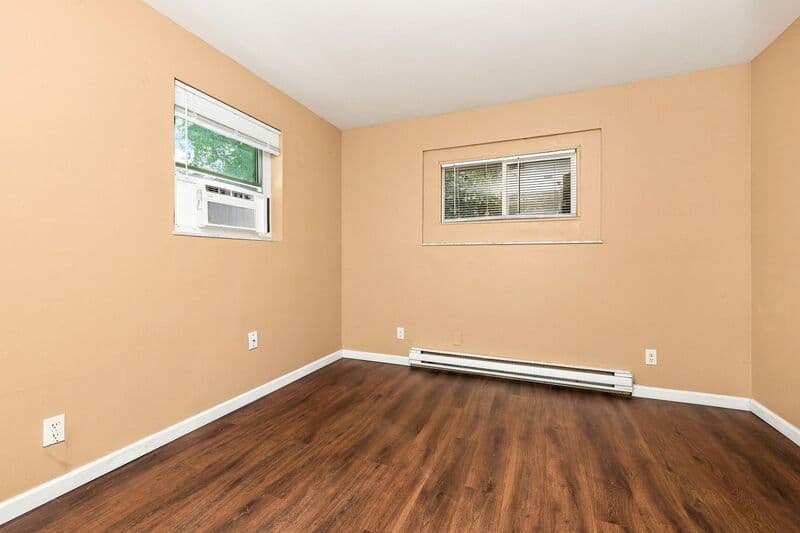 Dayton House: 2646 Home Ave