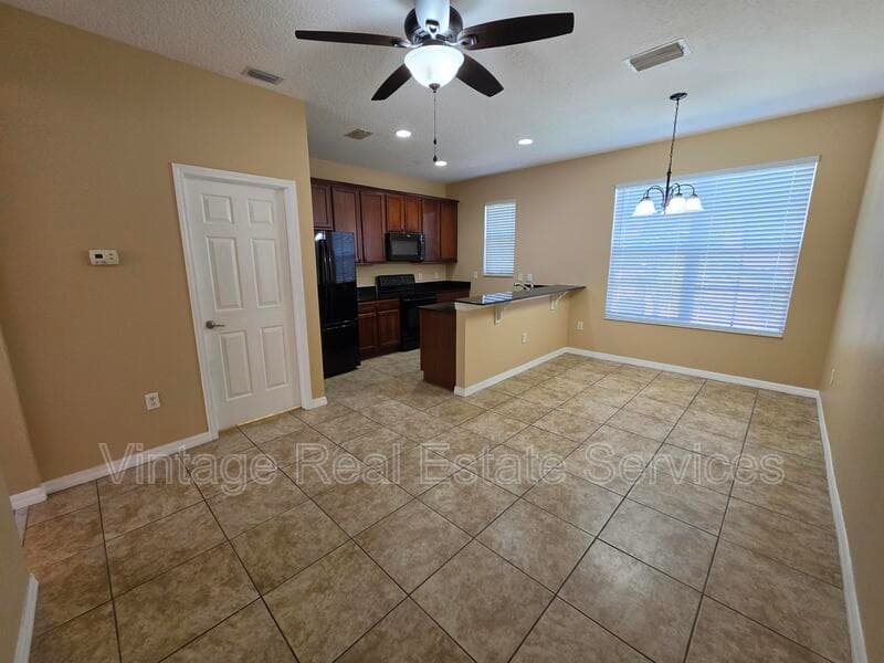 Brandon House: 2425 Middleton Grove Dr