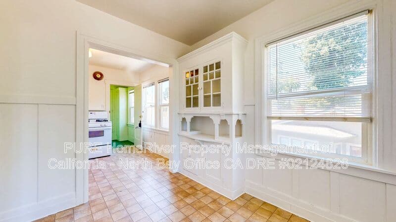 Santa Rosa House: 537 Humboldt Street