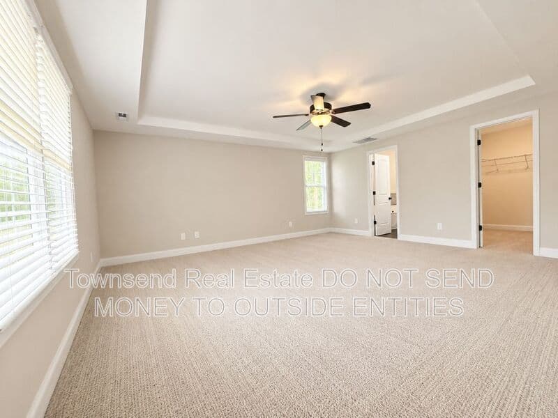 Stedman House: 621 Blawell Circle