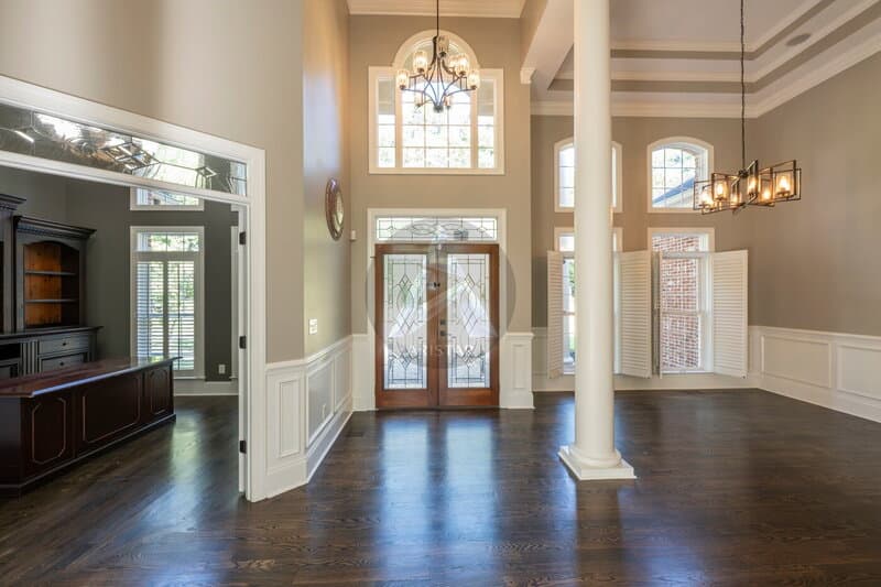 Kennesaw House: 5211 Hadaway Rd NW
