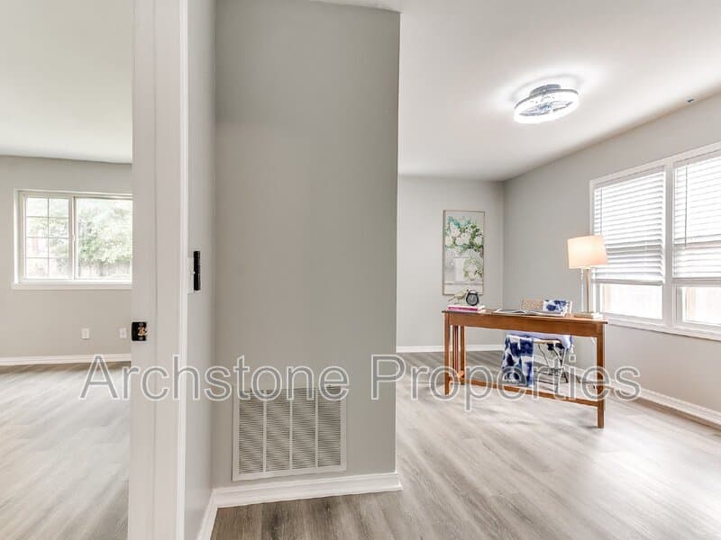 Oklahoma City House: 2617 Northwest 37th Street