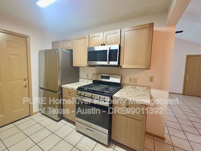 Round Rock Condo: 1015 Woodlief Trl