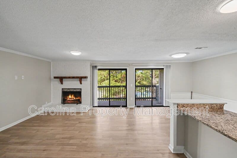 Charlotte House: 10971 Harrowfield Rd