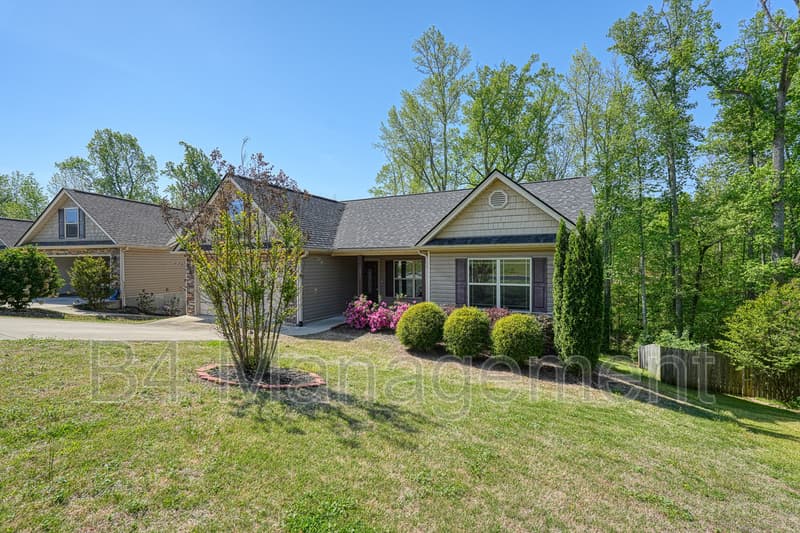 Inman House: 151 Harvest Ridge Drive