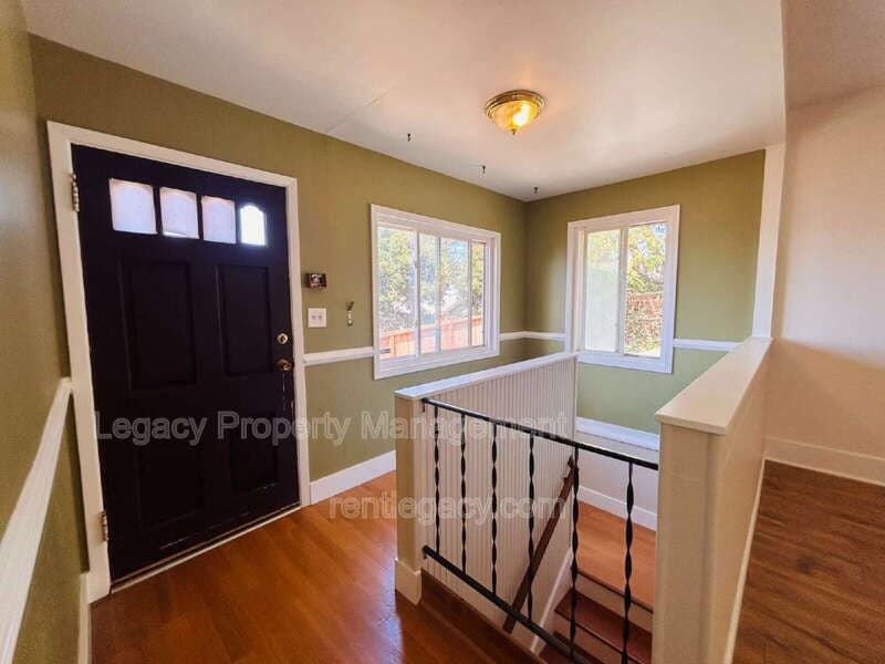 Crockett House: 653 Alhambra Street
