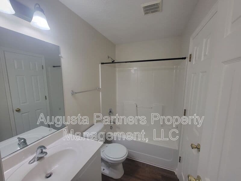 Grovetown House: 1406 Anna Way