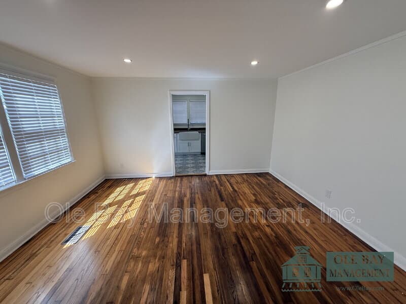 Mobile Condo: 1808 New Hamilton Street