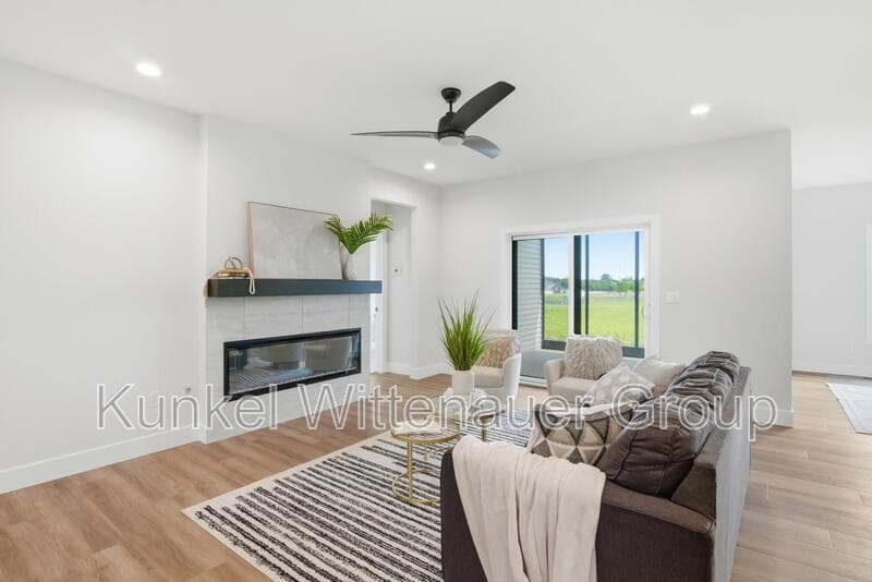 O'Fallon House: 829 Bushwood Way