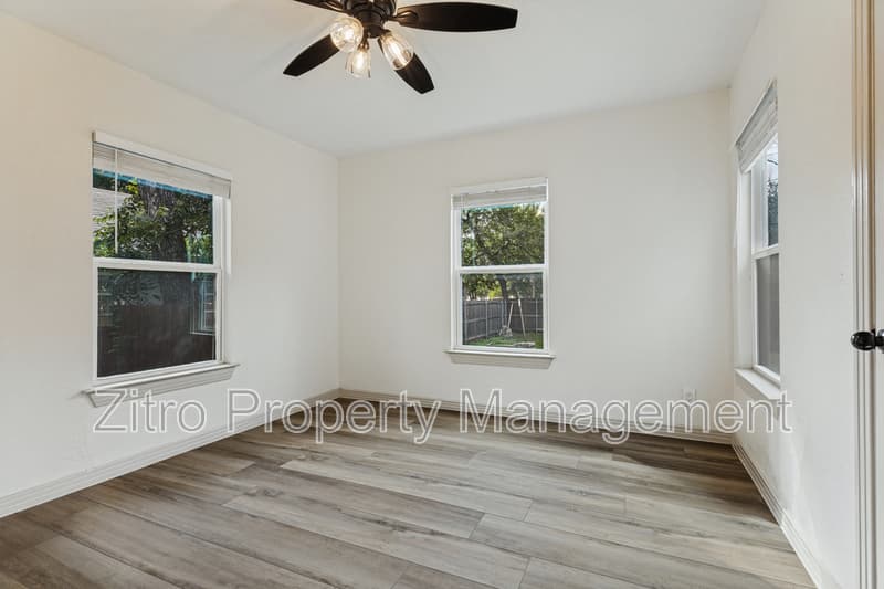 Fort Worth House: 3625 El Campo Ave