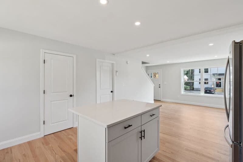Kennebunk Condo: 17 Legacy Lane