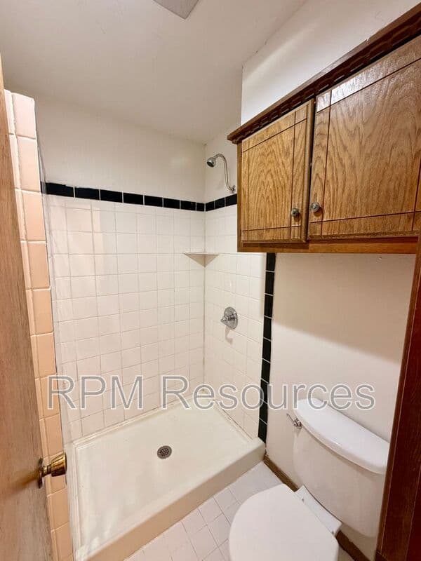 Oklahoma City Condo: 7000 Woodlake Dr